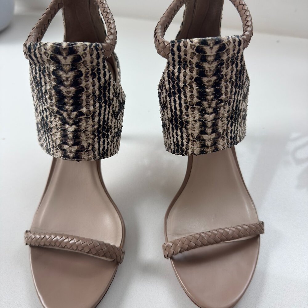 Cole Hann Grand OS 9B Snake Heel